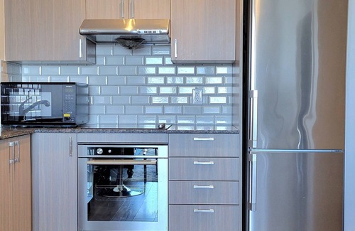 Pleasant View Condo | Centrally Located Fully Furnished Luxury Condo in North York