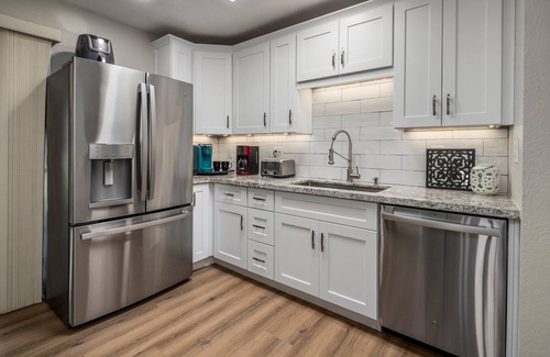 New Papago Parkway House | Centrally Located Home near Old Town Scottsdale