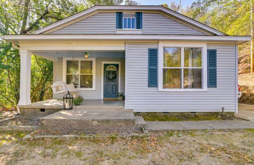Oxford House | Centrally Located Home about Steps to Oxford Square!