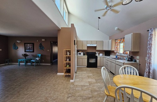 Espanola House | Centrally-located home in beautiful, quiet, La Mesilla!