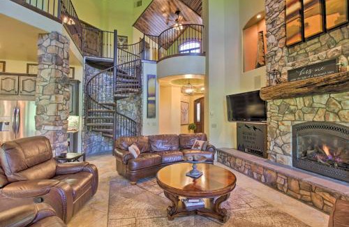 Pinetop House | Centrally Located Lavish Pinetop Paradise!