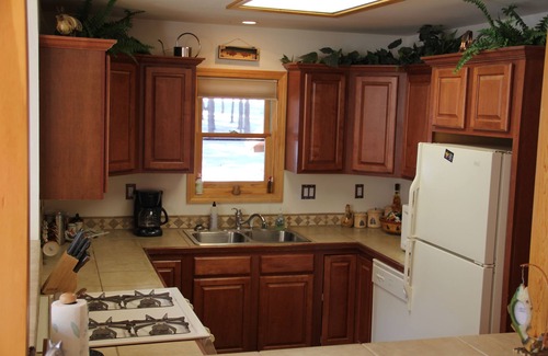 Angel Fire House | Centrally Located Luxuriously Comfortable 3 BR Cabin