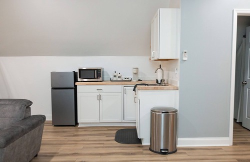 Northside House | Centrally-Located North Chattanooga Studio