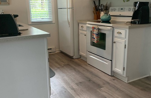 Brewster House | Centrally Located Private Corner Unit