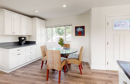 El Cerrito House | Centrally located retreat with a yard, jacuzzi tub, & gaming system - dogs ok
