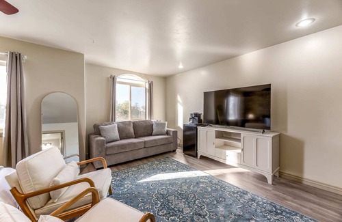 Orem Apartment | Centrally Located Studio Retreat l Century by Stay