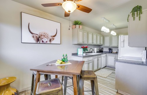 Yuma Apartment | Centrally Located Yuma Retreat w/Fenced Patio