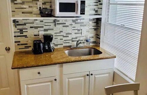 Egypt Lake-Leto House | Centrally/Private apartment in Tampa Clean/Quiet