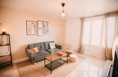 Besancon Apartment | Centre & Campus, 6p, 3 ch, 2 sdb, Parking