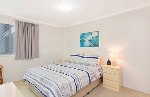 Coolangatta Apartment | Centre Court 13 Kirra - Kirra Beachfront
