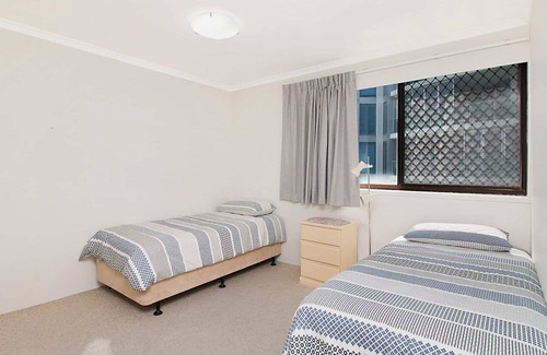 Coolangatta Apartment | Centre Court 13 Kirra - Kirra Beachfront