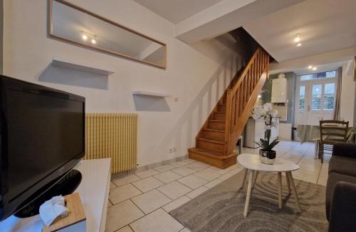 Laval Apartment | Centre Historique LAVAL