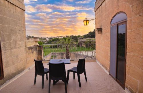 Kercem House | Centre Island Holiday Home with private pool and hot tub