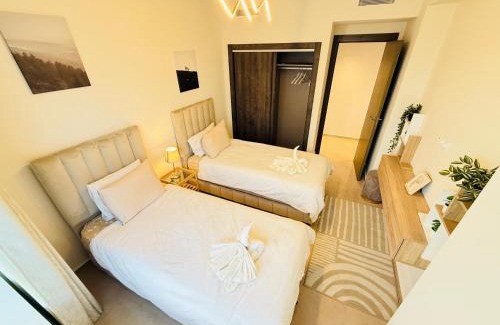 Tangier Apartment | Centre-ville de Tanger, Appartement familial, 2 chambres, Proche mer, Face TGV, Parking privé, IPTV, AC, WIFI