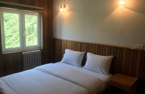 Al Arz Ski Chalet | CentreToni Arida