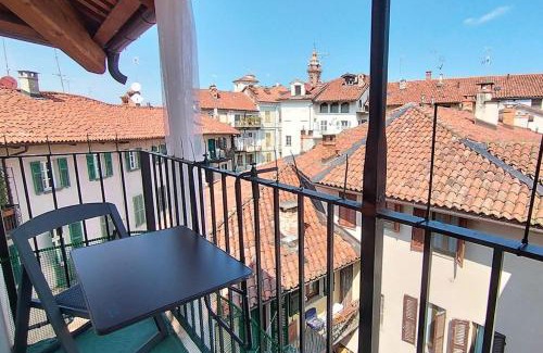 Saluzzo Apartment | Centro Storico - Casa con Wifi e Parcheggio a 100m