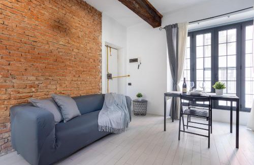 Pavia Apartment | CENTRO STORICO Wi-Fi, Netflix e Terrazzo