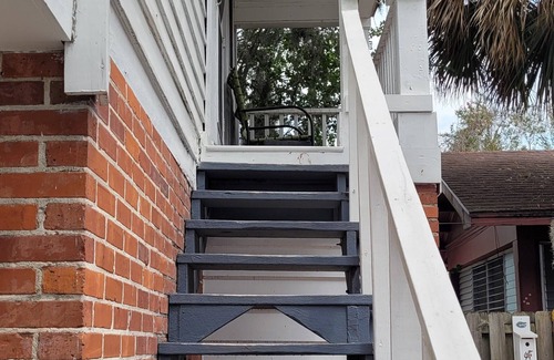 Innovation District Apartment | Century House - Walkable to the University of Florida, Includes Parking