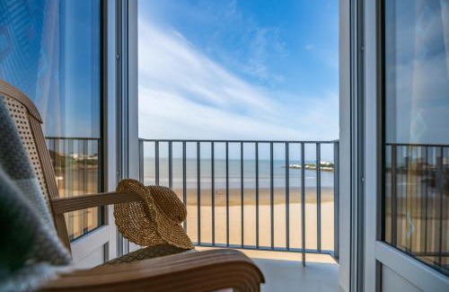 Pontaillac Hotel | CERISE Royan - Le Grand Hôtel de la Plage