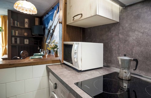 Cervinia Apartment | Cervinia center, apartment 100m from facilities and services