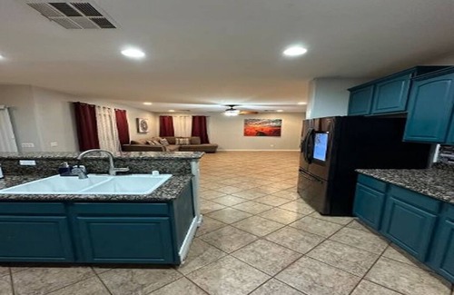 Glendale House | Cesar Niyigena- 7316 W Palmaire
