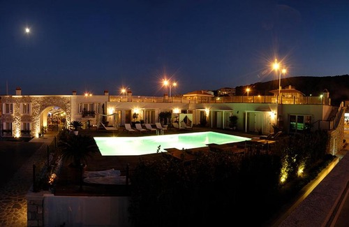 Cesme Hostel | Cesme Marina Konukevi