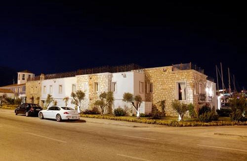 Cesme Hostel | Cesme Marina Konukevi