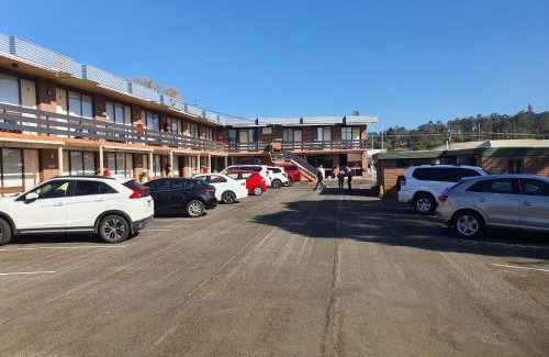 Cessnock Hotel | Cessnock Vintage Motor Inn