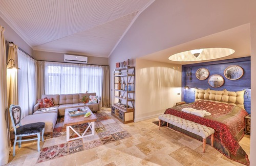 Yesilyurt Koyu Hotel | Cetmihan Hotel
