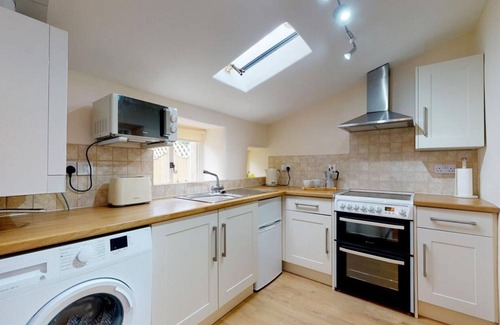 Bethesda Cottage | Ceunant Bach - One Bedroom Cottage, Sleeps 2