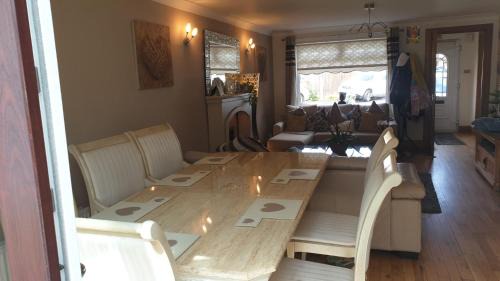 Glasgow House | Ceylon HomeStay