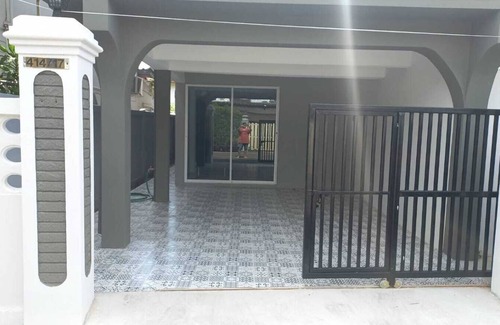 San Sai Villa | CG BNB Hotel Near Central Festival BIG Mall,near BIG Market Convinient