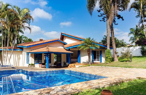 Cotia Cottage | Chácara com piscina, churrasqueira e WiFi em Cotia