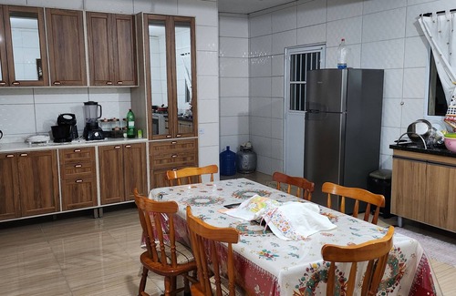 Mairinque House | Chácara Doce Morada em Mairinque, com Piscina, Churrasqueira e pet Friendly