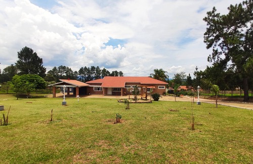 Sao Pedro House | Chácara Dois Corações, spacious residence with several