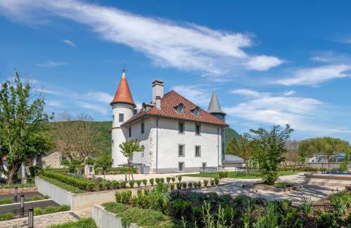 Gresy-sur-Aix Hotel | Château Brachet