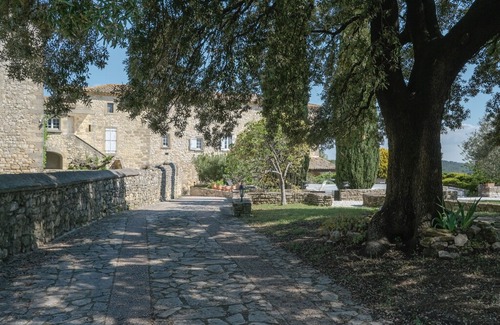 Blauzac House | Château Chambarru in Blauzac