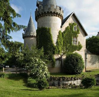 Chagny Hotel | Château de Bellecroix