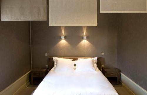 Villie-Morgon Bed & Breakfast | Château de Bellevue B&B
