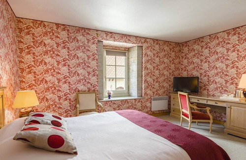 Cubry Hotel | Château de Bournel (Relais du Silence)