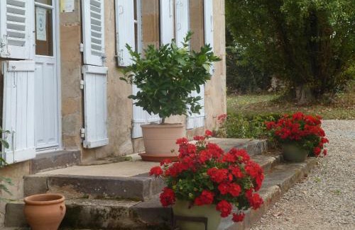 Saint-Menoux Bed & Breakfast | Château de Clusors