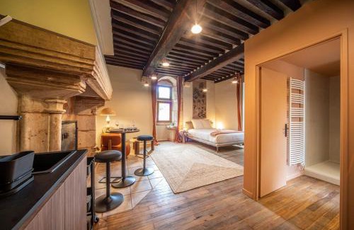 Dracy-le-Fort Apartment | Château de Dracy - La Rêveuse