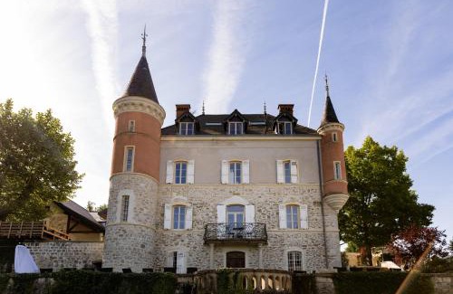 Saint-Genix-sur-Guiers House | Château de Saint-Genix