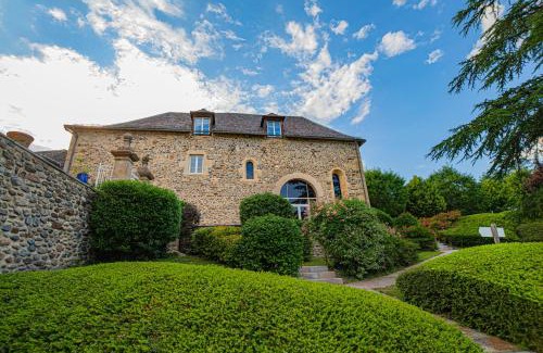 Saint-Geniez-d'Olt Hotel | Château de la Falque, The Originals Relais