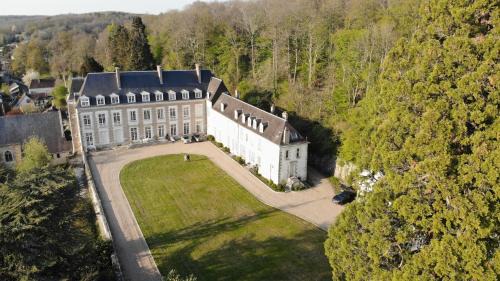 Saint-Ouen-les-Vignes Bed & Breakfast | Château de Saint Ouen les Vignes