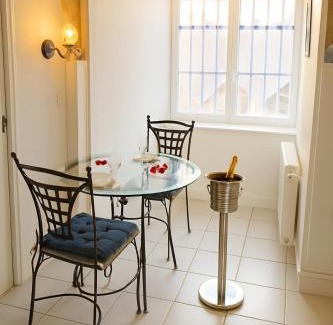 Sedan Apartment | Château des Princes "Prince Cupidon"