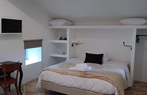 Quincie-en-Beaujolais Hotel | Château du Souzy