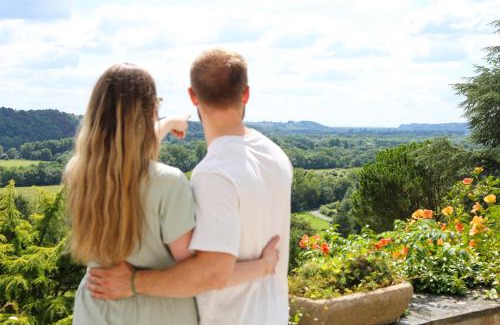 Oudon Bed & Breakfast | Château Haute Roche