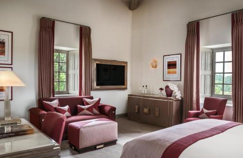 Bommes Hotel | Château Lafaurie-Peyraguey Hôtel & Restaurant LALIQUE