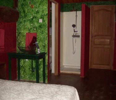 Bazadais Bed & Breakfast | Château Le Guit